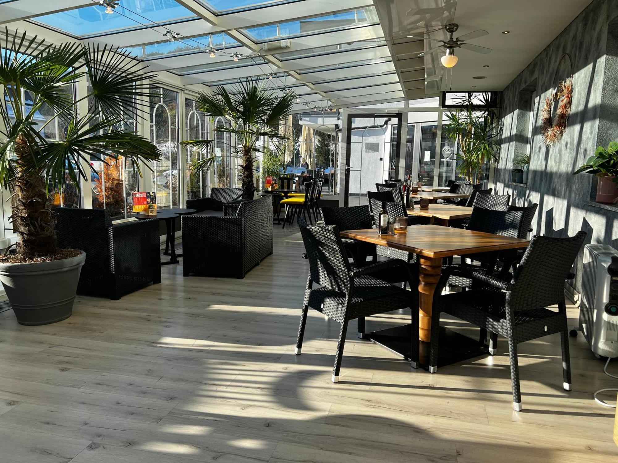 Hotel Wochtla Buam Брунико Екстериор снимка